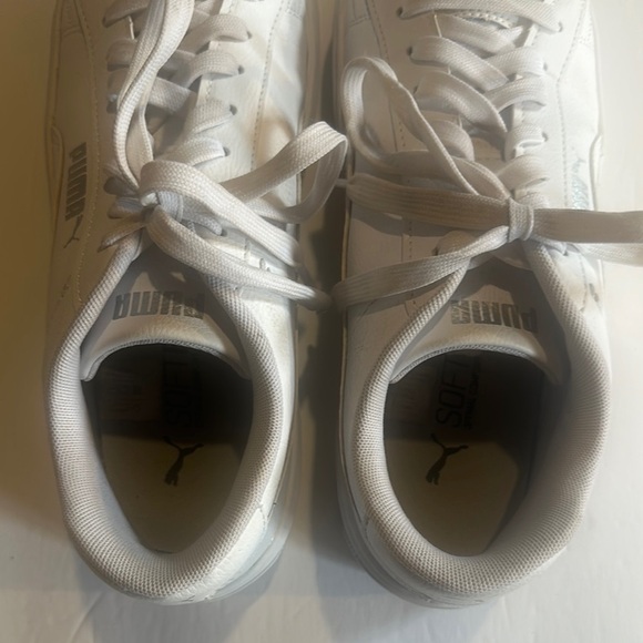 Puma White lace up Sneakers tennis 392253-01 style w silver Puma details size 11 - Picture 6 of 8